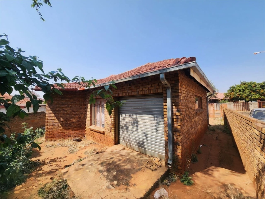 3 Bedroom Property for Sale in Geelhoutpark North West